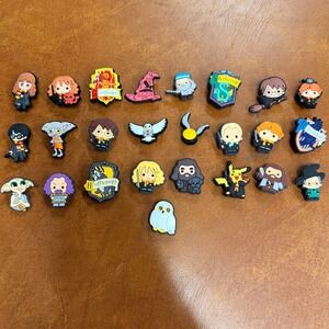 Lot of 25 Different Shoes Charms Wizard Magic School & Cartoon for Clogs